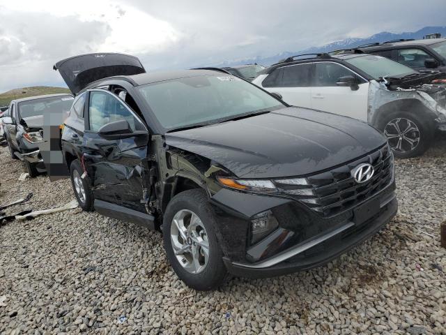 5NMJBCDEXRH381066 - 2024 HYUNDAI TUCSON SEL BLACK photo 4