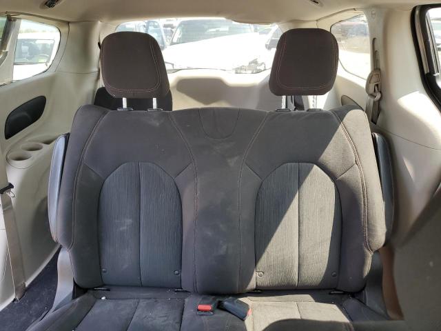 2C4RC1AG9JR355904 - 2018 CHRYSLER PACIFICA L SILVER photo 10