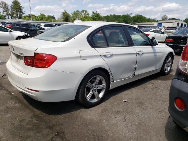 WBA3C3C5XEF984076 - 2014 BMW 320 I XDRIVE WHITE photo 3