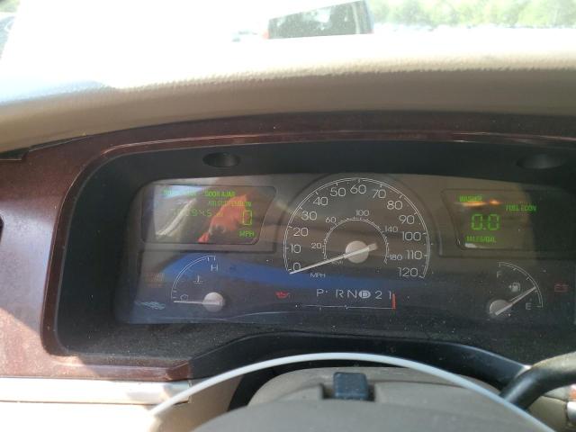 1LNHM81W34Y679760 - 2004 LINCOLN TOWN CAR EXECUTIVE Weiß Foto 9