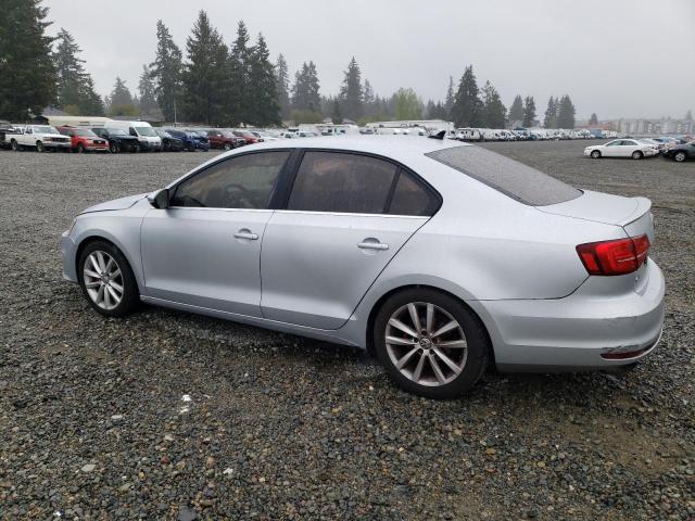 3VW4T7AJ7FM290541 - 2015 VOLKSWAGEN JETTA GLI SILVER photo 2