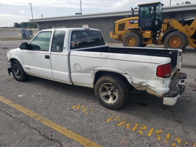 1GCCS19W428170757 - 2002 CHEVROLET S TRUCK S10 WHITE photo 2