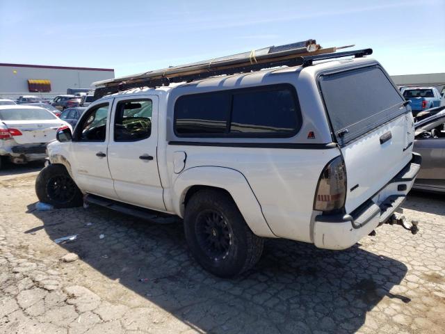 5TFJU4GNXDX029293 - 2013 TOYOTA TACOMA DOUBLE CAB PRERUNNER WHITE photo 2