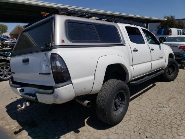5TFJU4GNXDX029293 - 2013 TOYOTA TACOMA DOUBLE CAB PRERUNNER WHITE photo 3