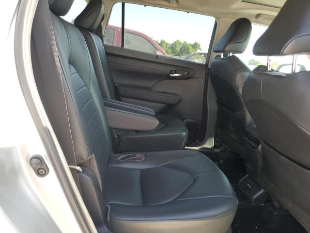 5TDGZRAH5LS502887 - 2020 TOYOTA HIGHLANDER XLE SILVER photo 10