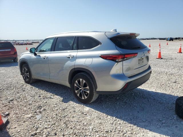 5TDGZRAH5LS502887 - 2020 TOYOTA HIGHLANDER XLE SILVER photo 2