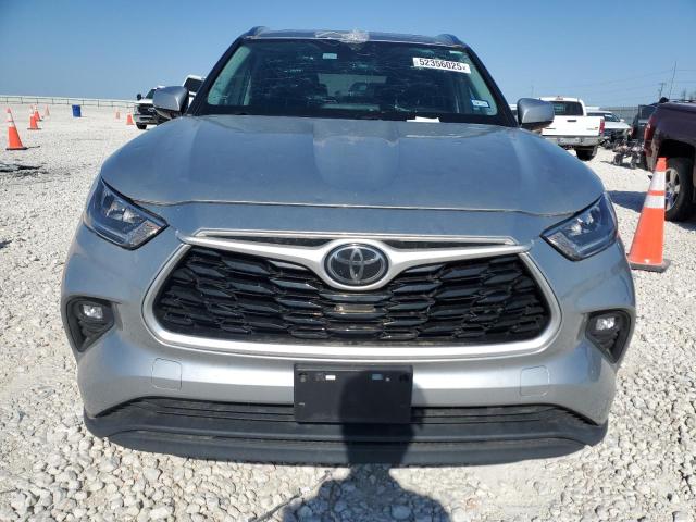 5TDGZRAH5LS502887 - 2020 TOYOTA HIGHLANDER XLE SILVER photo 5