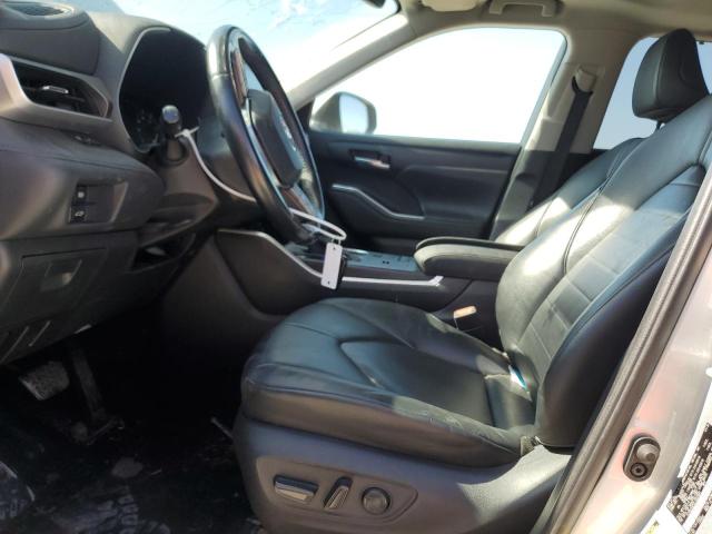 5TDGZRAH5LS502887 - 2020 TOYOTA HIGHLANDER XLE SILVER photo 7