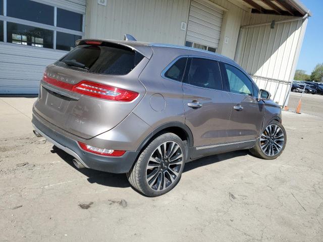 5LMTJ3DH3KUL18419 - 2019 LINCOLN MKC RESERVE TAN photo 3