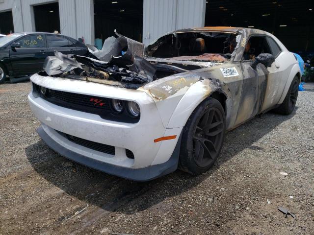 2C3CDZFJ8KH581238 - 2019 DODGE CHALLENGER R/T SCAT PACK WHITE photo 2
