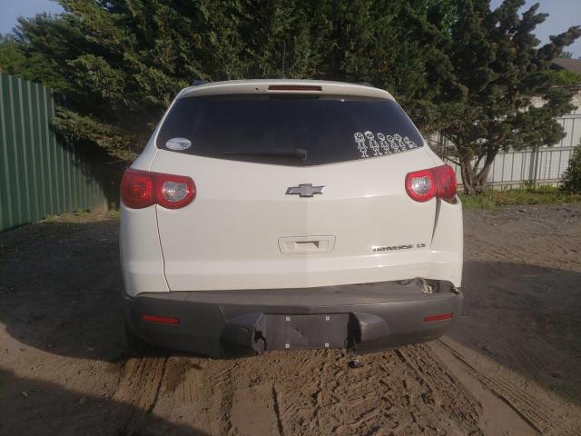 1GNKRFED5CJ281652 - 2012 CHEVROLET TRAVERSE LS WHITE photo 6