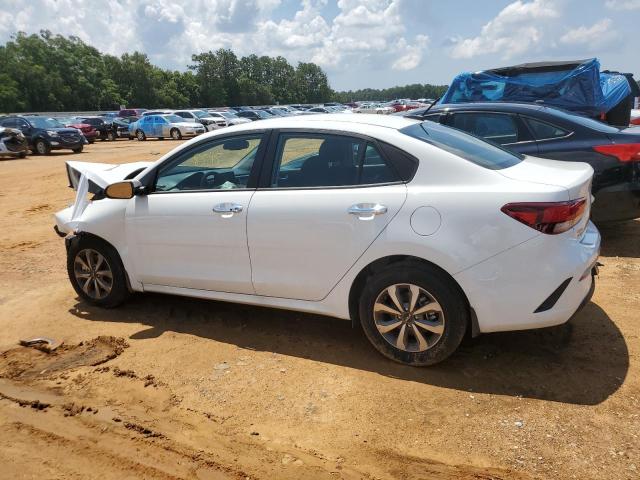 3KPA24AD4PE541903 - 2023 KIA RIO LX WHITE photo 2