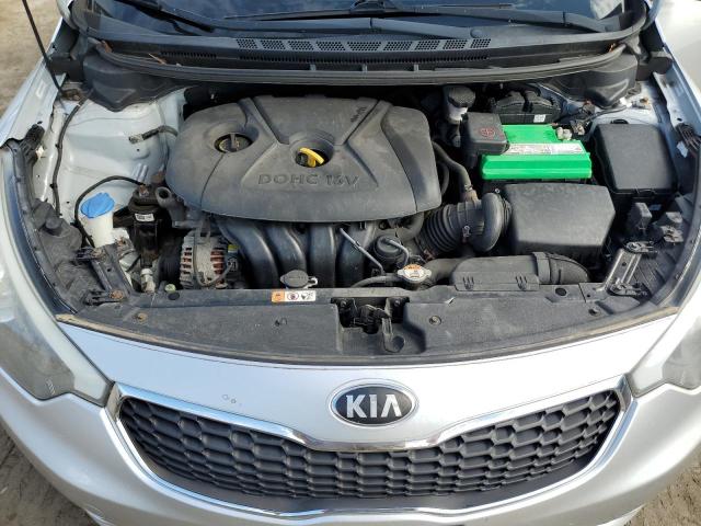 KNAFK4A65E5192652 - 2014 KIA FORTE LX SILVER photo 11