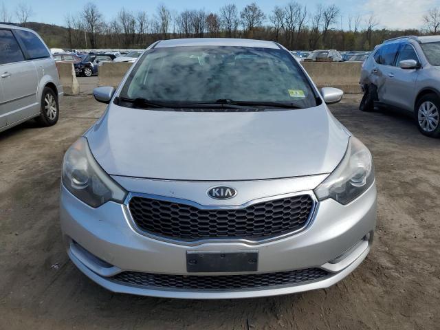 KNAFK4A65E5192652 - 2014 KIA FORTE LX SILVER photo 5