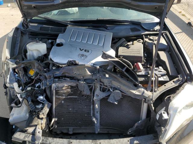 4T1BK3DB8BU371852 - 2011 TOYOTA AVALON BASE SILVER photo 11