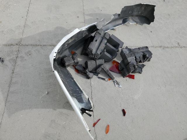 1G1ND52F04M703677 - 2004 CHEVROLET MALIBU CLS WHITE photo 12