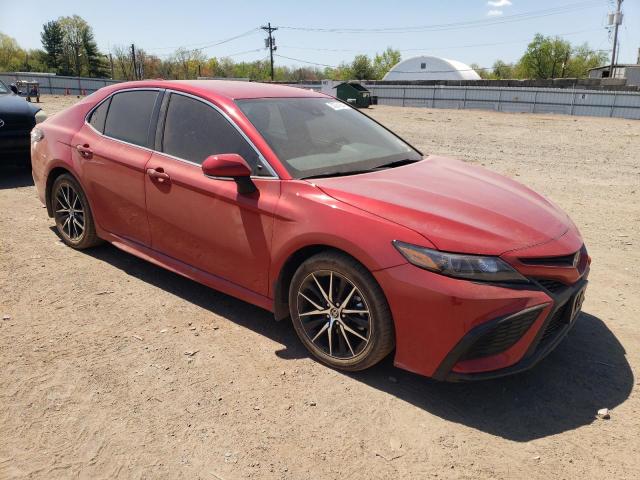 4T1G11BK4RU110230 - 2024 TOYOTA CAMRY SE NIGHT SHADE RED photo 4