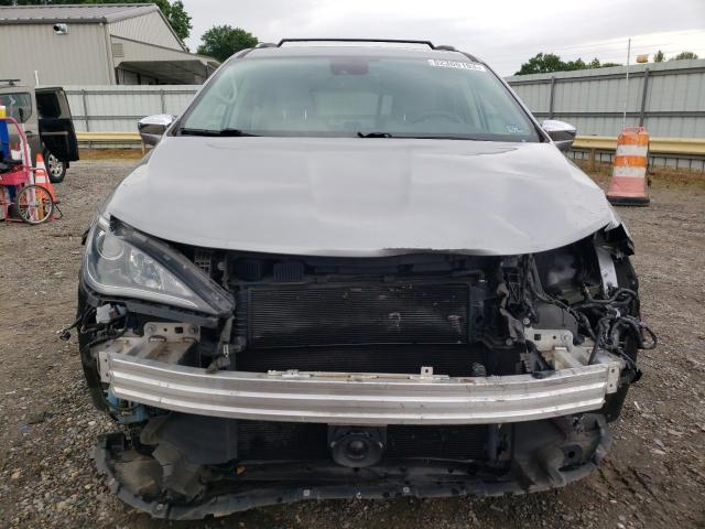 2C4RC1N74JR105268 - 2018 CHRYSLER PACIFICA HYBRID LIMITED SILVER photo 5
