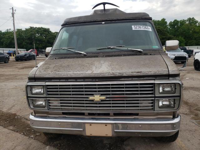 1GBEG25H6E7166229 - 1984 CHEVROLET G20 BROWN photo 5