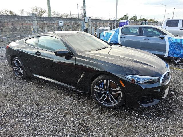 WBAAE4C00SCS15790 - 2025 BMW 840XI BLACK photo 4