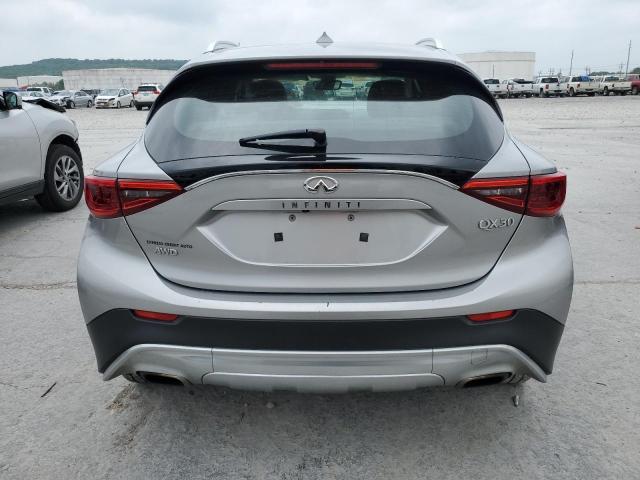 SJKCH5CR4HA033132 - 2017 INFINITI QX30 BASE GRAY photo 6