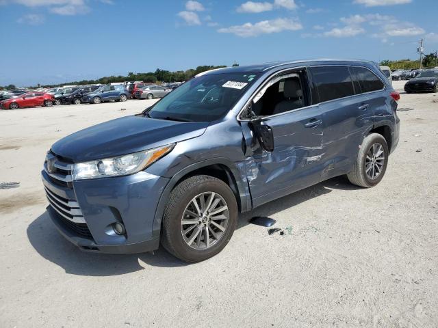 2018 TOYOTA HIGHLANDER SE, 