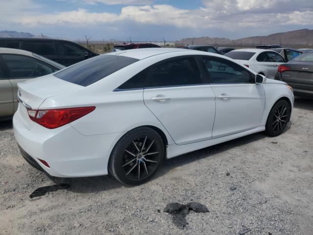 5NPEB4AC8EH870850 - 2014 HYUNDAI SONATA GLS WHITE photo 3