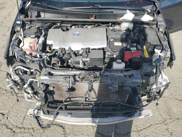 JTDKARFP2H3058796 - 2017 TOYOTA PRIUS PRIM GRAY photo 11
