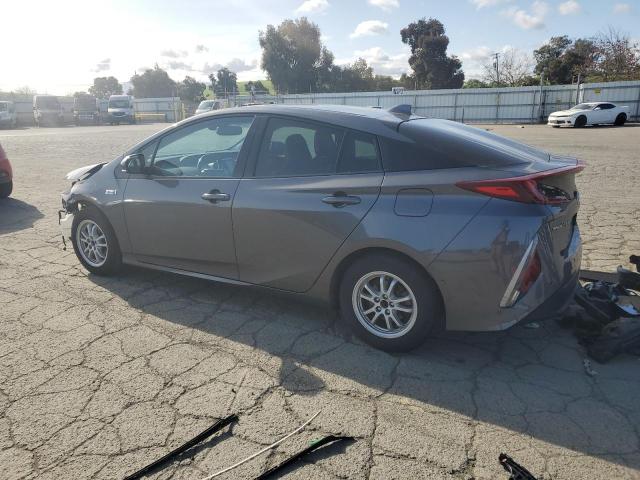 JTDKARFP2H3058796 - 2017 TOYOTA PRIUS PRIM GRAY photo 2