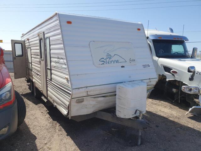 4X4TSEA27YC022618 - 2000 KEYSTONE TRAILER WHITE photo 1
