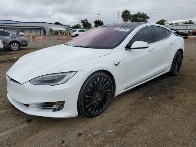 5YJSA1E29JF265637 - 2018 TESLA MODEL S WHITE photo 1