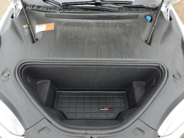 5YJSA1E29JF265637 - 2018 TESLA MODEL S WHITE photo 11