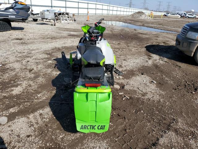 4UF18SNW0JT116197 - 2018 ARCTIC CAT SNOWMOBILE მწვანე ფოტო 6