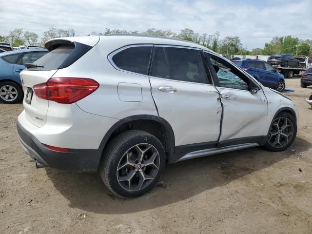 WBXHT3C39J5L33998 - 2018 BMW X1 XDRIVE28I WHITE photo 3