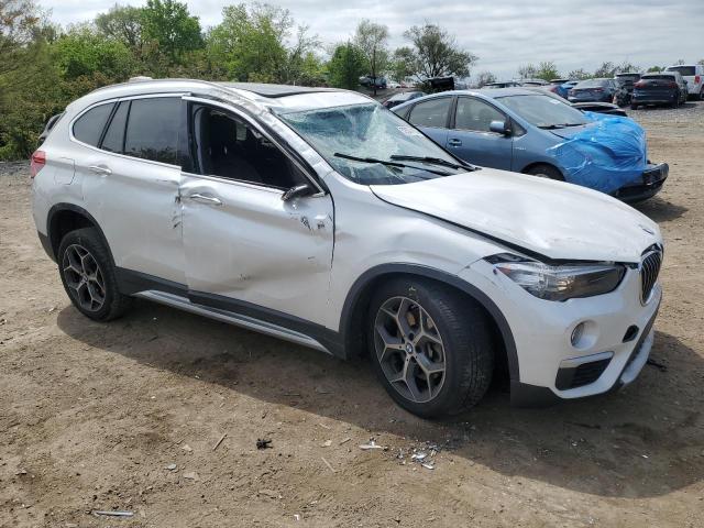 WBXHT3C39J5L33998 - 2018 BMW X1 XDRIVE28I WHITE photo 4