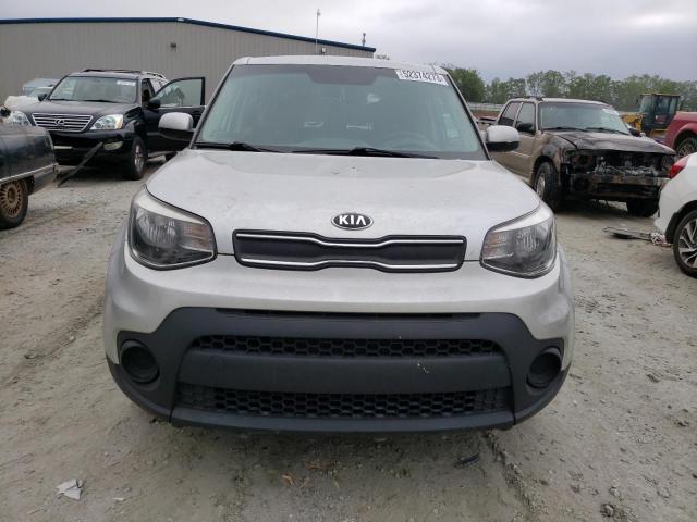 KNDJN2A20K7654251 - 2019 KIA SOUL SILVER photo 5