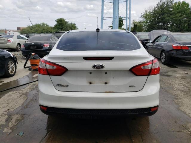 1FAHP3H22CL206922 - 2012 FORD FOCUS SEL WHITE photo 6