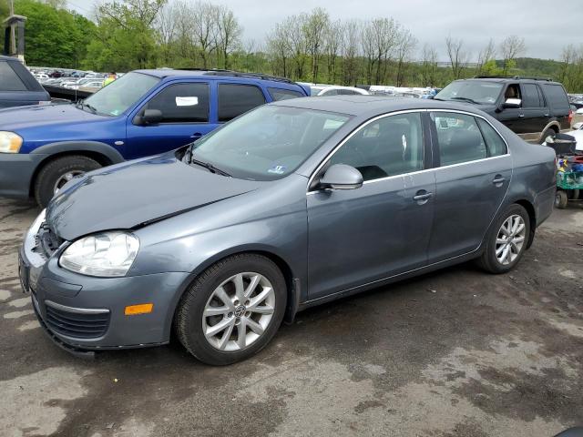 2010 VOLKSWAGEN JETTA SE, 