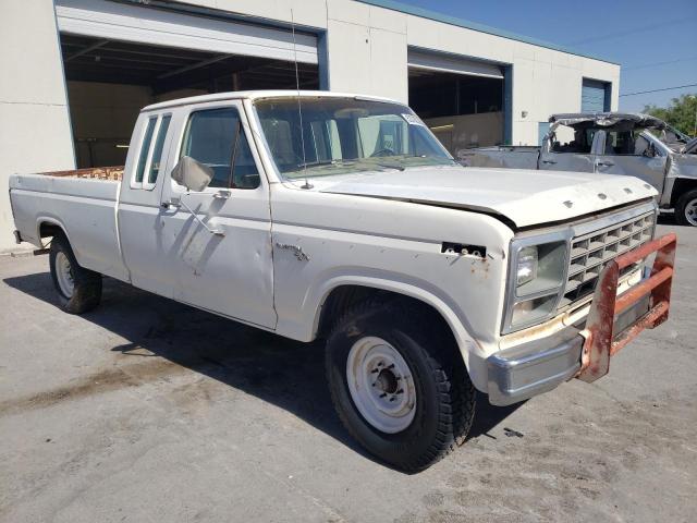 X25GKGD4354 - 1980 FORD F-250 WHITE photo 4