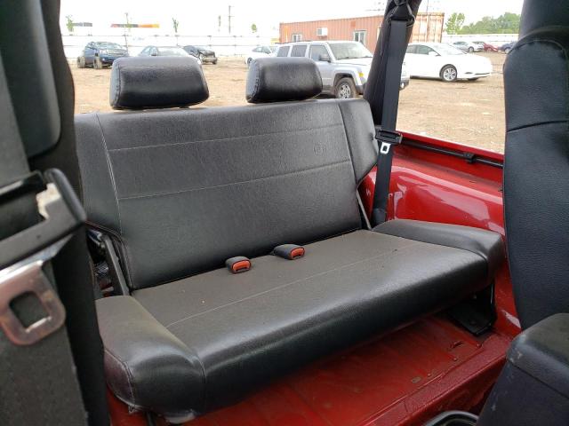 1J4FA49S44P757641 - 2004 JEEP WRANGLER / SPORT RED photo 10