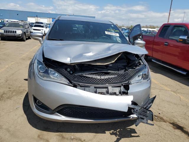 2C4RC1FG6JR227838 - 2018 CHRYSLER PACIFICA TOURING PLUS Մոխրագույն լուսանկար 5