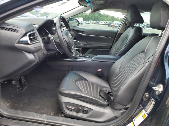 4T1B11HK3JU591142 - 2018 TOYOTA CAMRY L BLUE photo 7