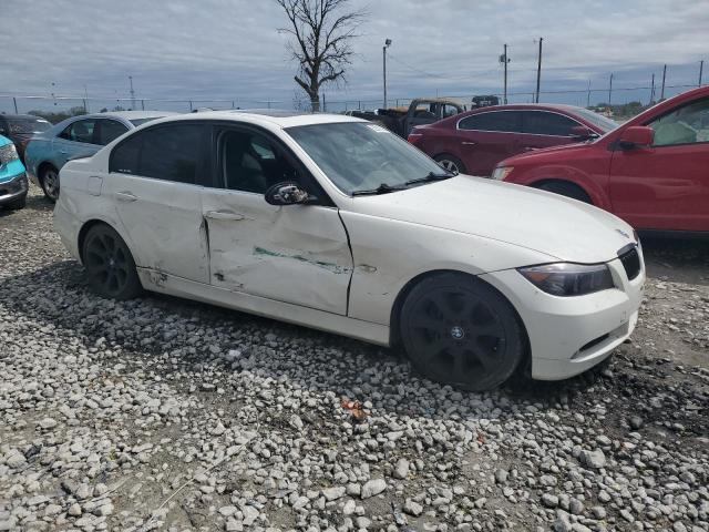 WBAVB73578VH25738 - 2008 BMW 335 I WHITE photo 4