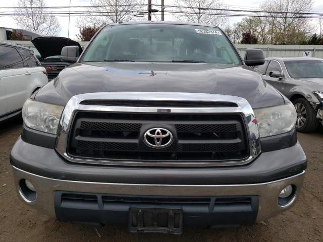 5TFUY5F16DX299739 - 2013 TOYOTA TUNDRA DOUBLE CAB SR5 CHARCOAL photo 5