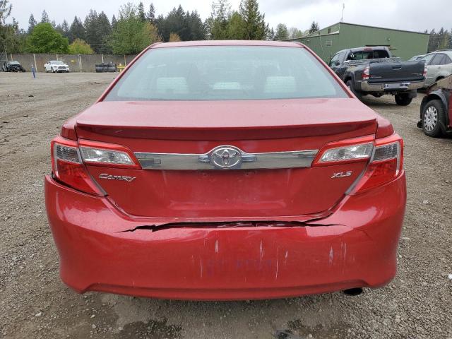 4T1BF1FKXCU586883 - 2012 TOYOTA CAMRY BASE RED photo 6