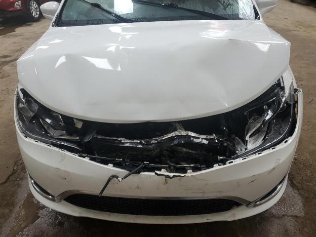 2C4RC1BGXJR210773 - 2018 CHRYSLER PACIFICA TOURING L WHITE photo 12