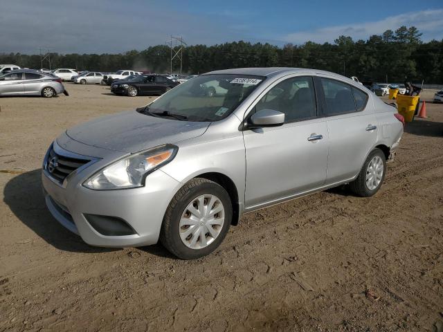 3N1CN7AP6GL884030 - 2016 NISSAN VERSA S SILVER photo 1