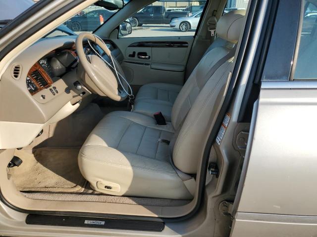 1LNHM81W01Y718395 - 2001 LINCOLN TOWN CAR EXECUTIVE GOLD photo 7