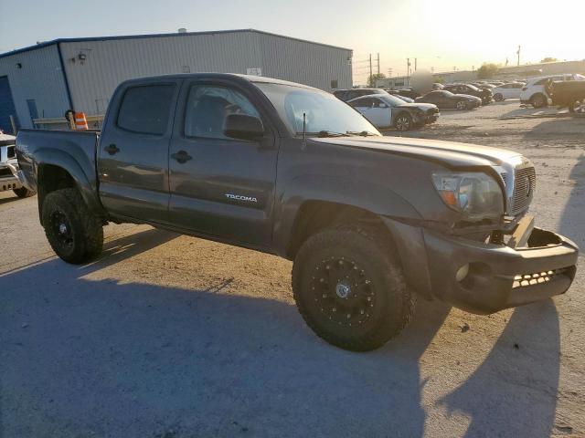 3TMJU62N99M074368 - 2009 TOYOTA TACOMA DOUBLE CAB PRERUNNER GRAY photo 4