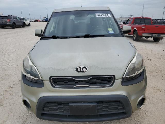 KNDJT2A57D7634369 - 2013 KIA SOUL GREEN photo 5